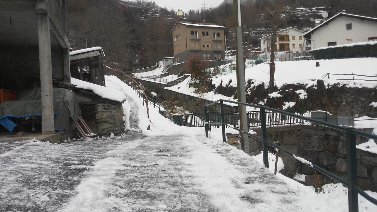 B&B Arquino  Sondrio Esterno foto